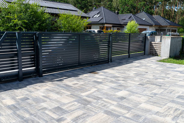 Best Decorative Driveway Pavers  in Martins Ferry, OH